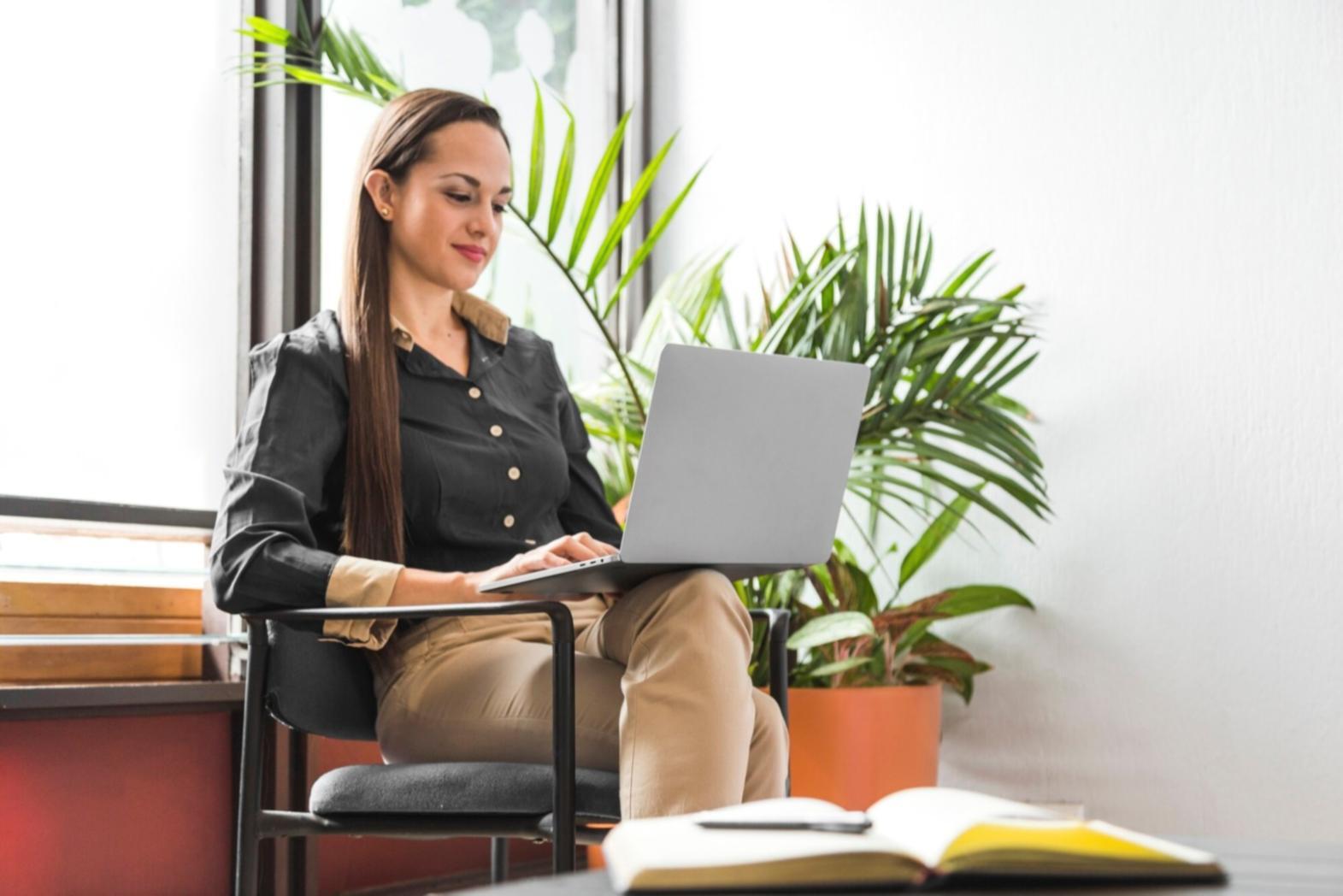 Modern fintech workspace with collaborative learning environment